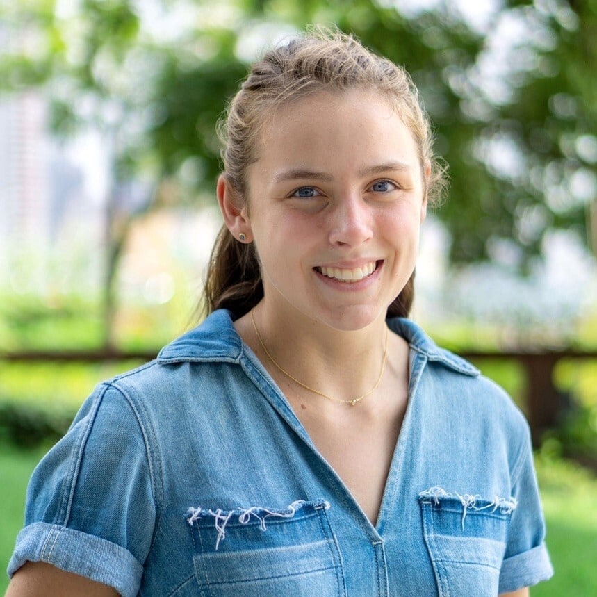 Headshot Photo of Anna Thorndike