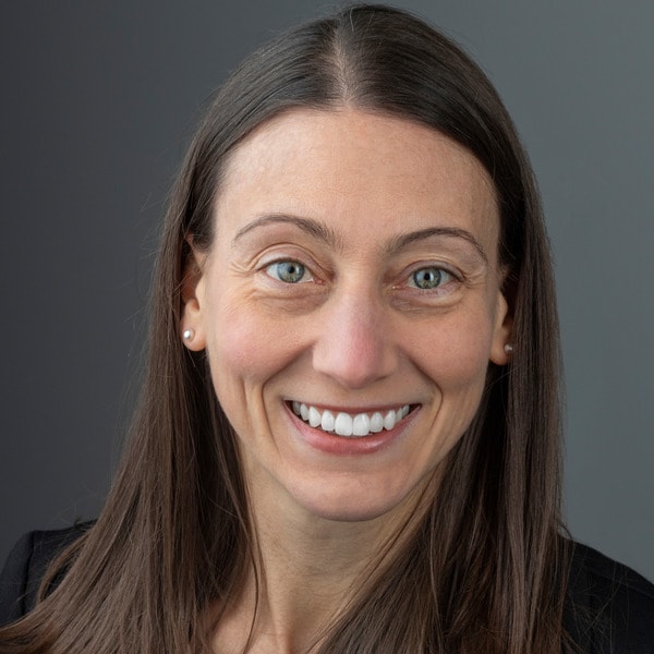 Headshot Photo of Katherine Wrenn