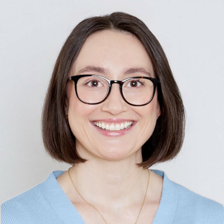 Headshot photo of Taylor Smith