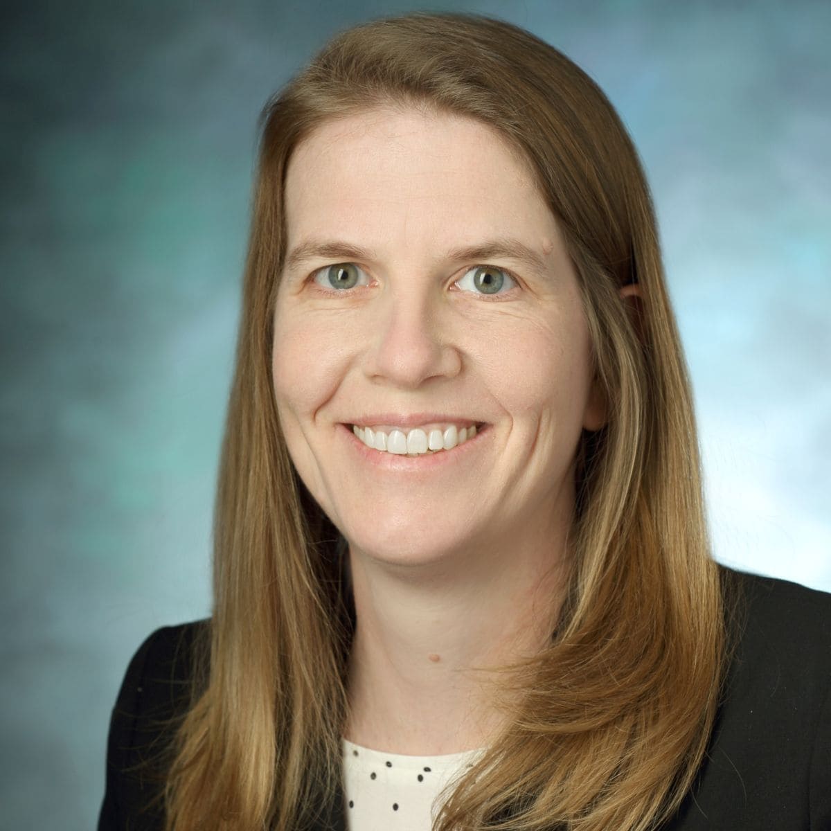 Headshot of Carrie Herzke