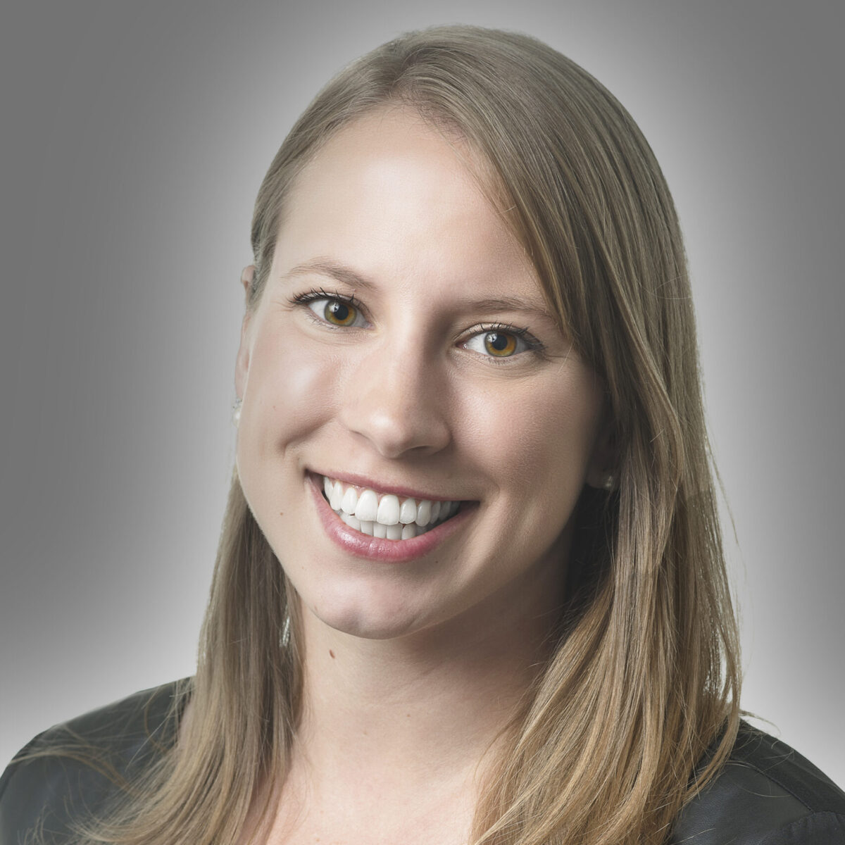 Headshot photo of Claire Ciarkowski