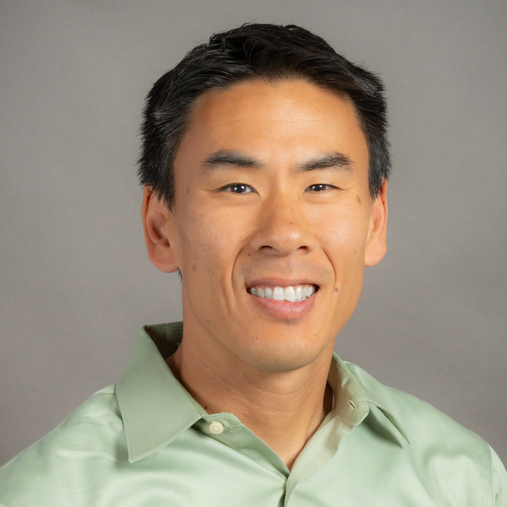 Headshot photo of Anders Chen