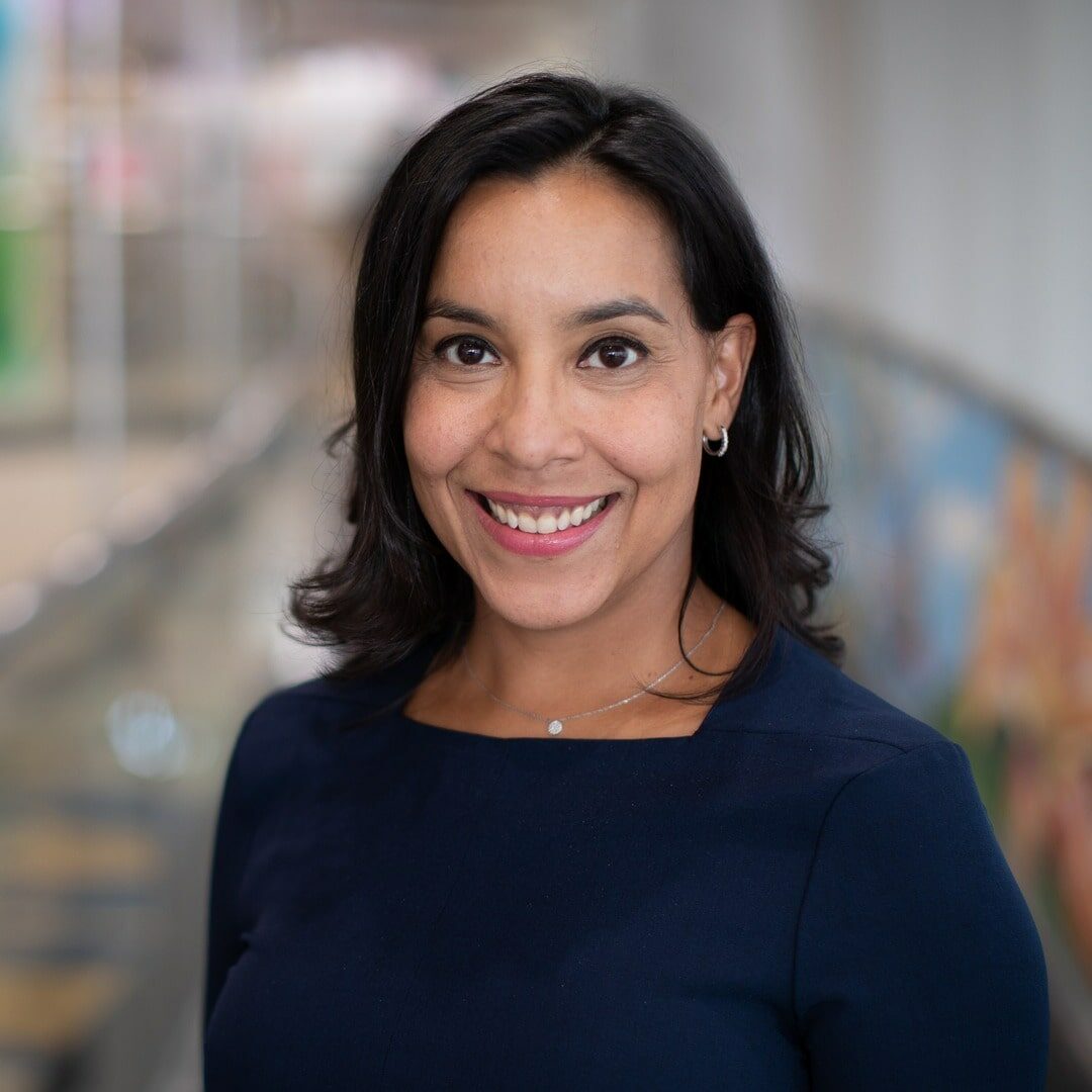 Headshot Photo of Cristina Gonzales