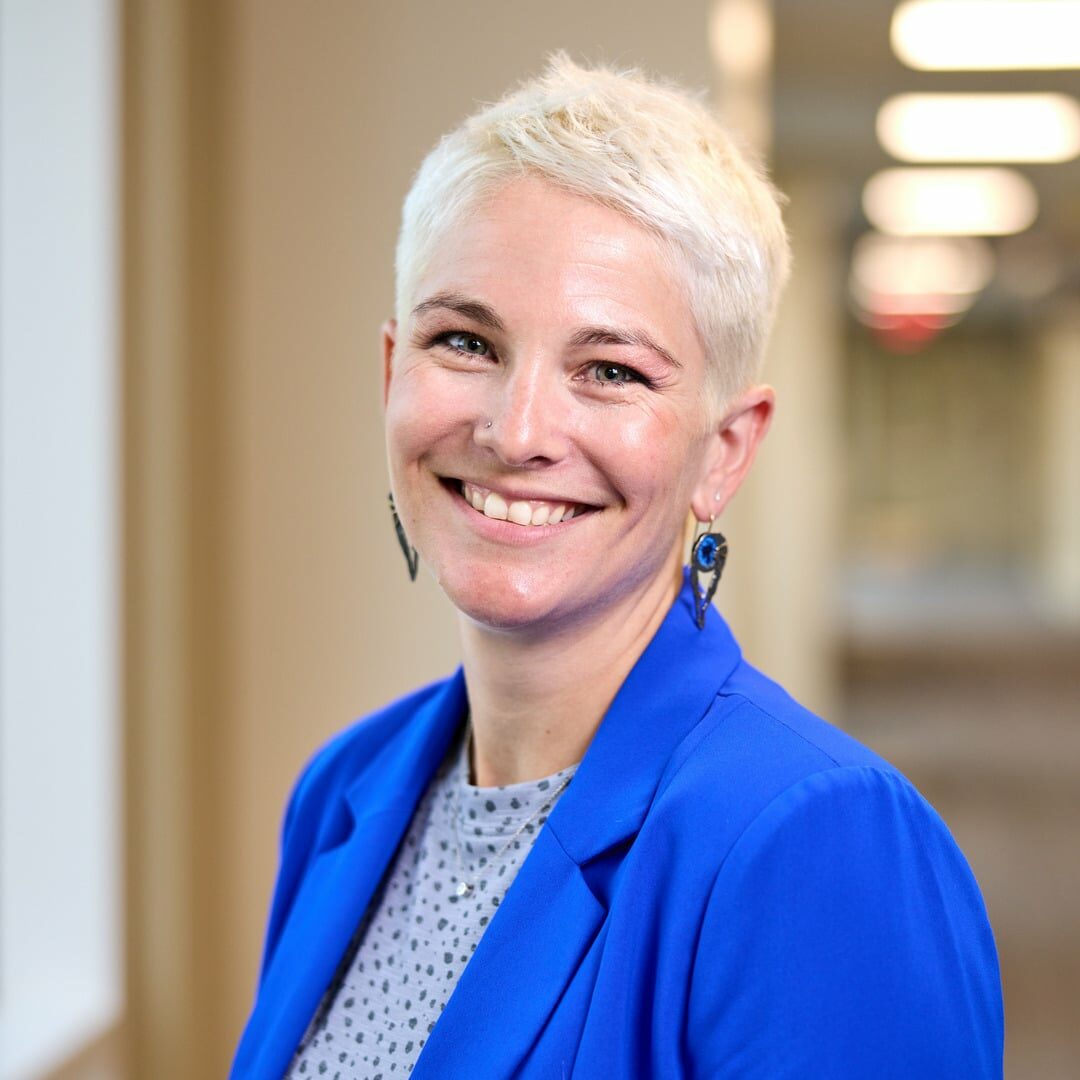 Headshot Photo of Jennifer Schmidt